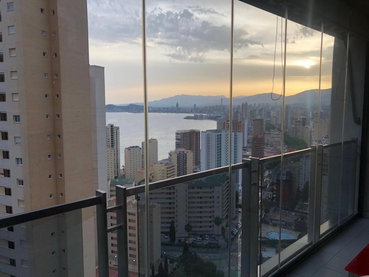 Апартаменты Milan Soria Luxury Mirador Бенидорм Экстерьер фото